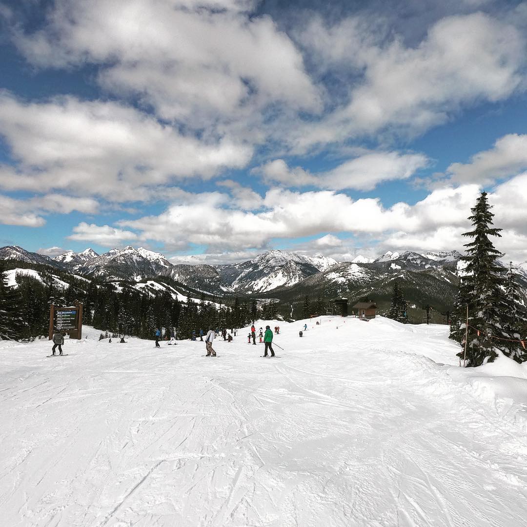 Summit at Snoqualmie mountains